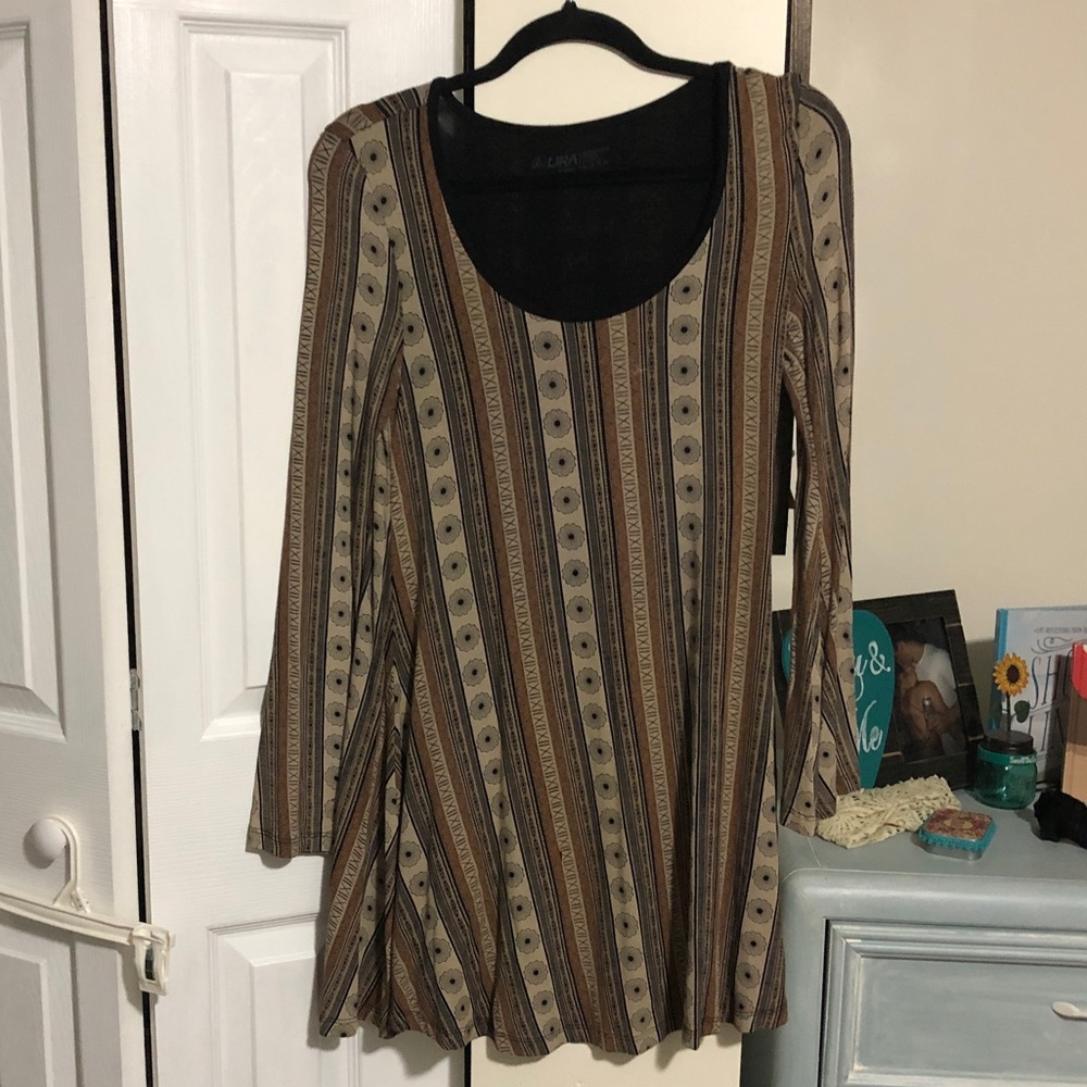 A long sleeve brown printed dress